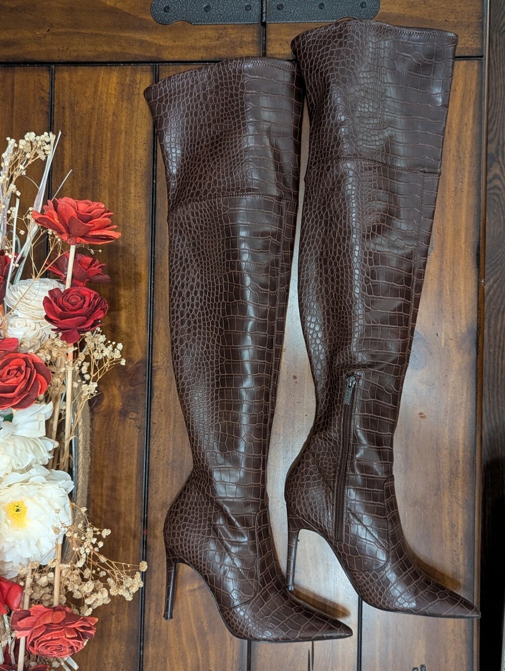 🚨Gibson Dark Brown Croc-Embossed Over-the-Knee Stiletto Boots